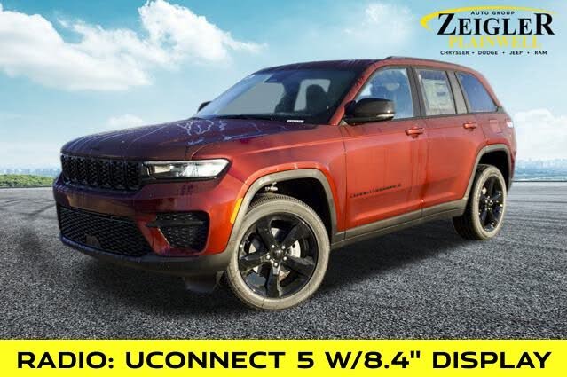 2025 Jeep Grand Cherokee Laredo 4WD