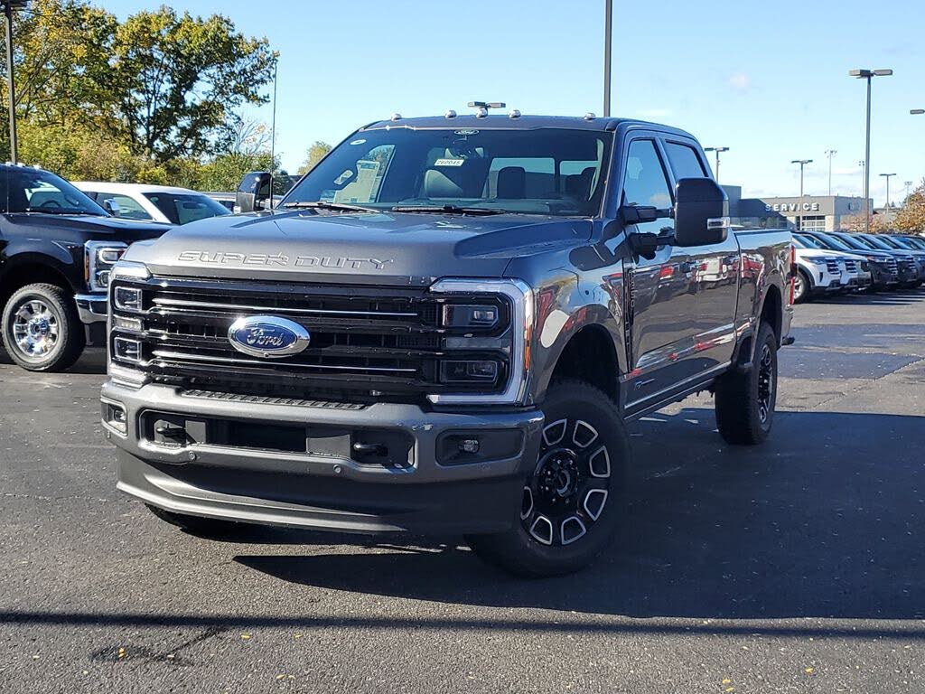 2026 Ford F-350 Super Duty Platinum Crew Cab 4WD