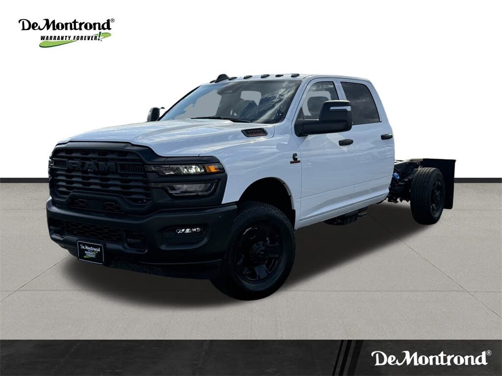 2026 RAM 3500 Chassis Tradesman Crew Cab LB 4WD