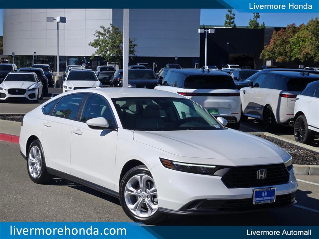 2025 Honda Accord LX FWD