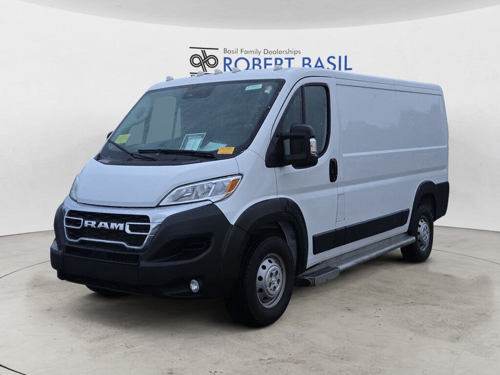 2023 RAM ProMaster 2500 136 Low Roof Cargo Van FWD