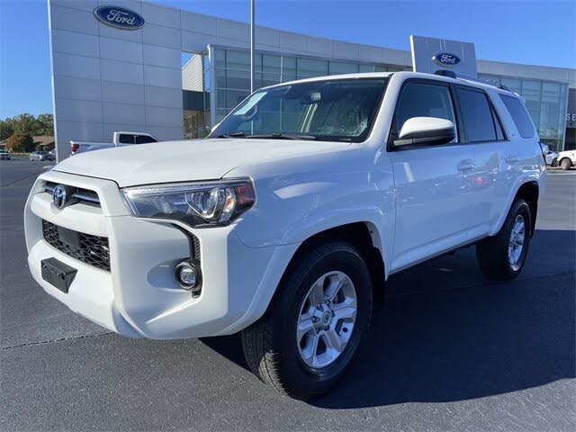 2023 Toyota 4Runner SR5 RWD