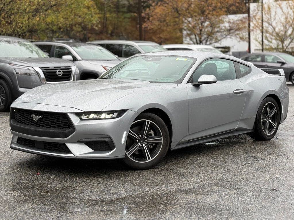 2024 Ford Mustang EcoBoost Fastback RWD
