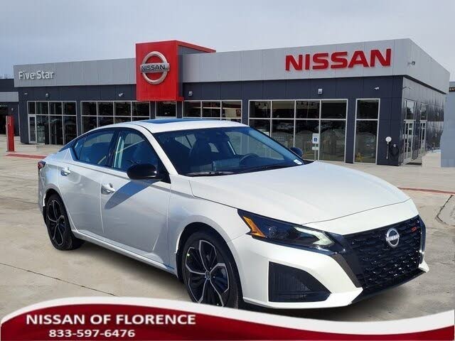 2025 Nissan Altima 2.5 SR FWD