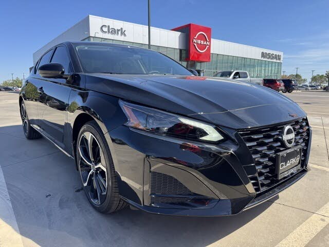 2025 Nissan Altima 2.5 SR FWD