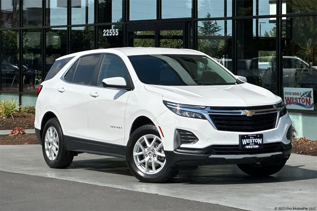 2023 Chevrolet Equinox LT AWD with 2FL