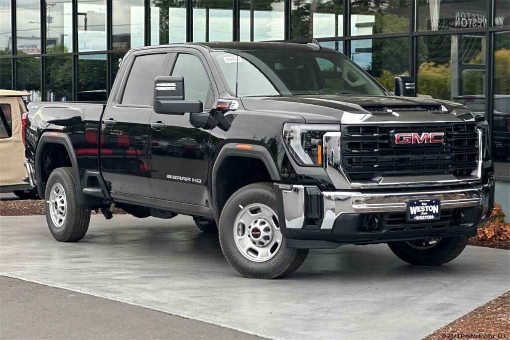 2024 GMC Sierra 2500HD Pro Crew Cab 4WD