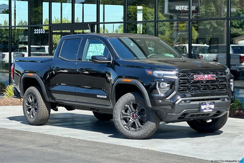 2025 GMC Canyon Elevation Crew Cab 4WD