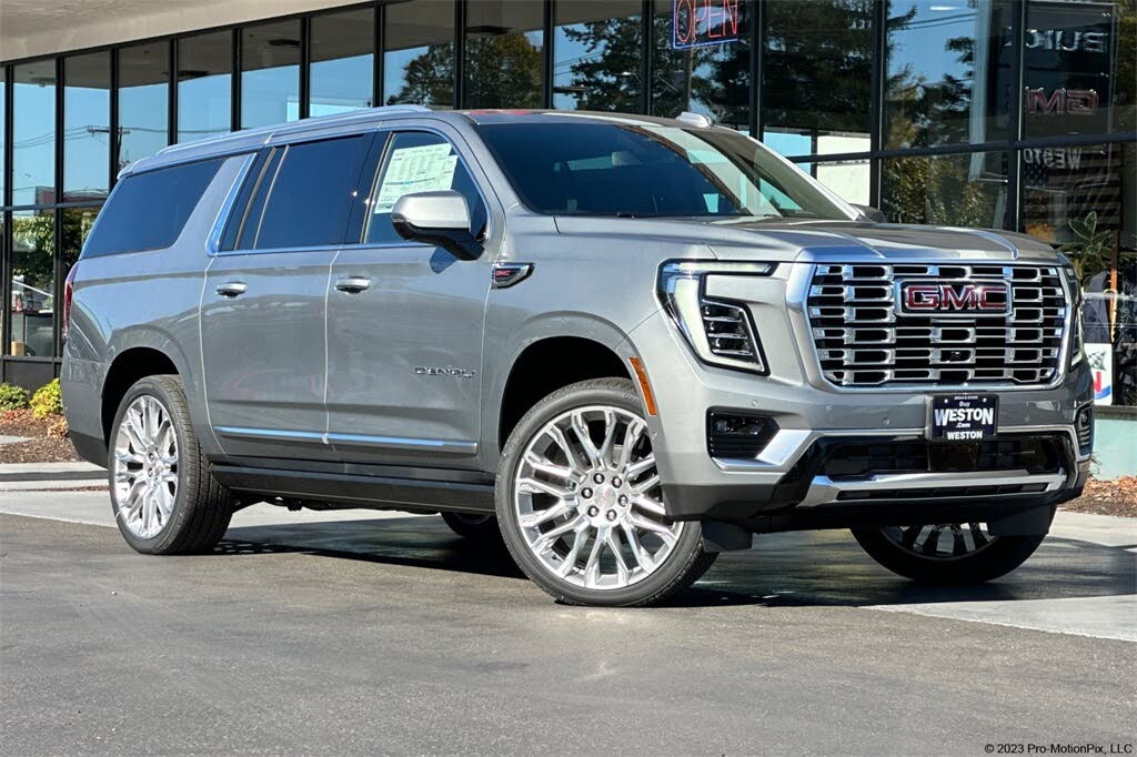2025 GMC Yukon XL Denali 4WD