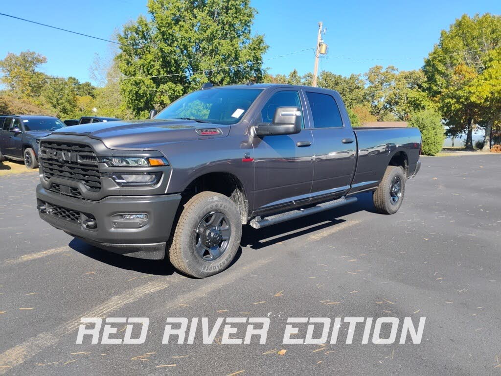 2025 RAM 3500 Tradesman Crew Cab LB 4WD