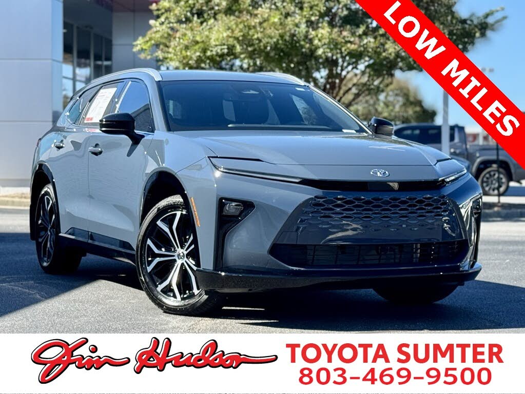 2025 Toyota Crown Signia XLE AWD