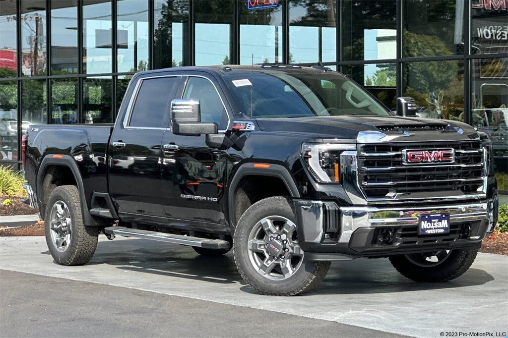 2026 GMC Sierra 2500HD SLT Crew Cab 4WD
