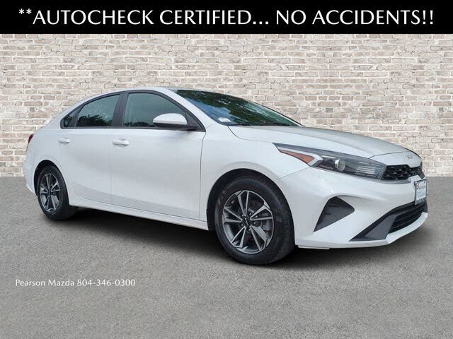 2023 Kia Forte LXS FWD