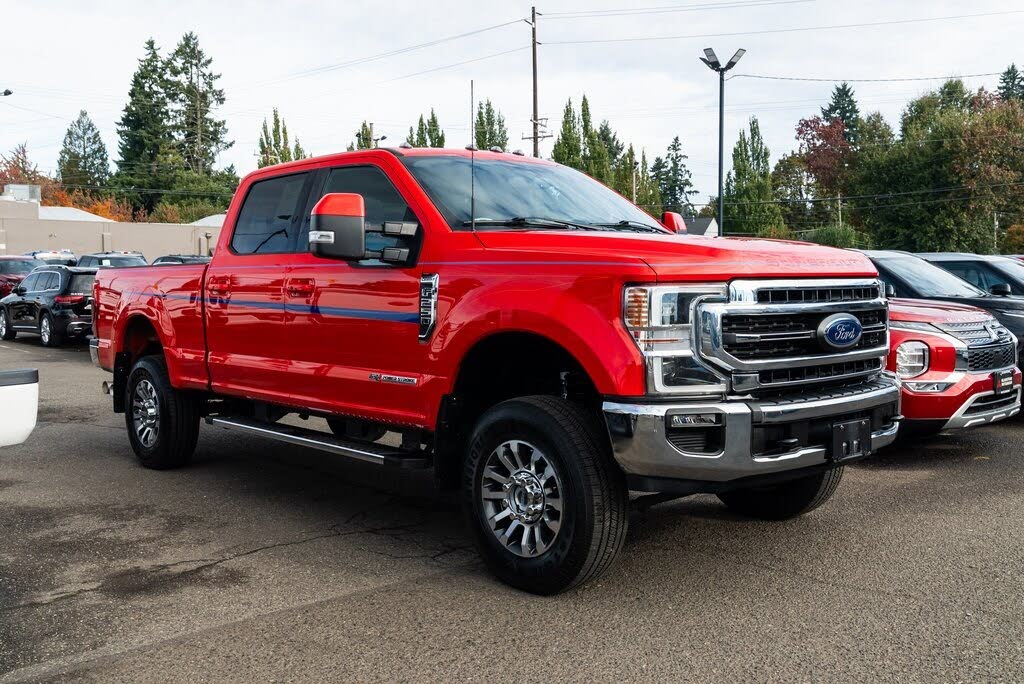 2022 Ford F-250 Super Duty Lariat Crew Cab 4WD