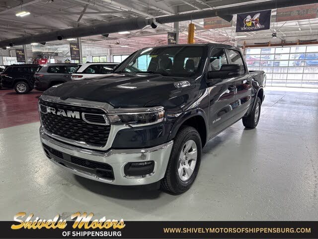 2025 RAM 1500 Big Horn Crew Cab 4WD