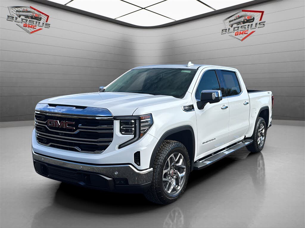 2026 GMC Sierra 1500 SLT Crew Cab 4WD