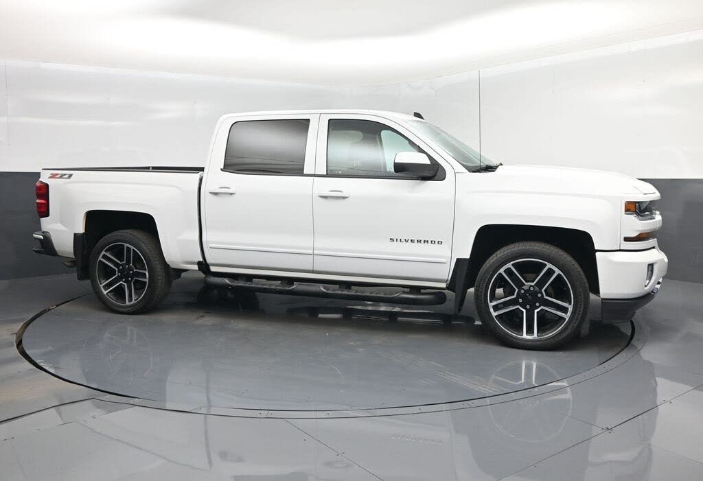 2017 Chevrolet Silverado 1500 LT Crew Cab 4WD