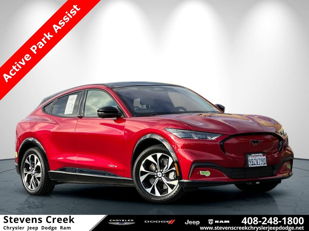 2022 Ford Mustang Mach-E Premium RWD