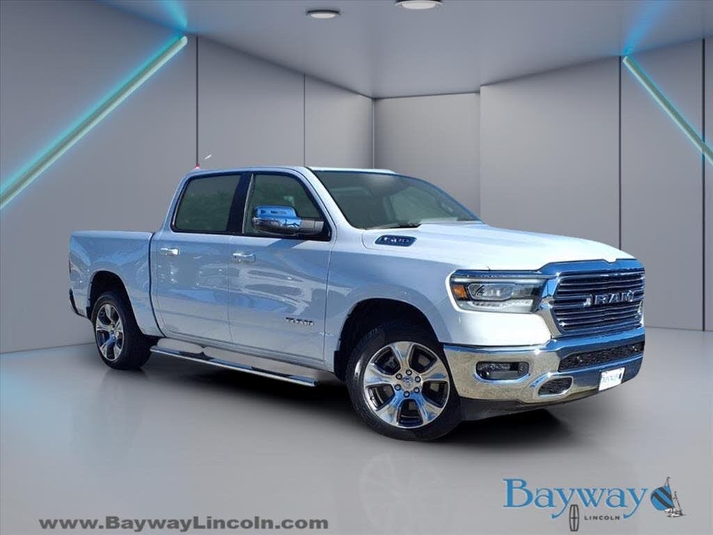 2023 RAM 1500 Laramie Crew Cab 4WD