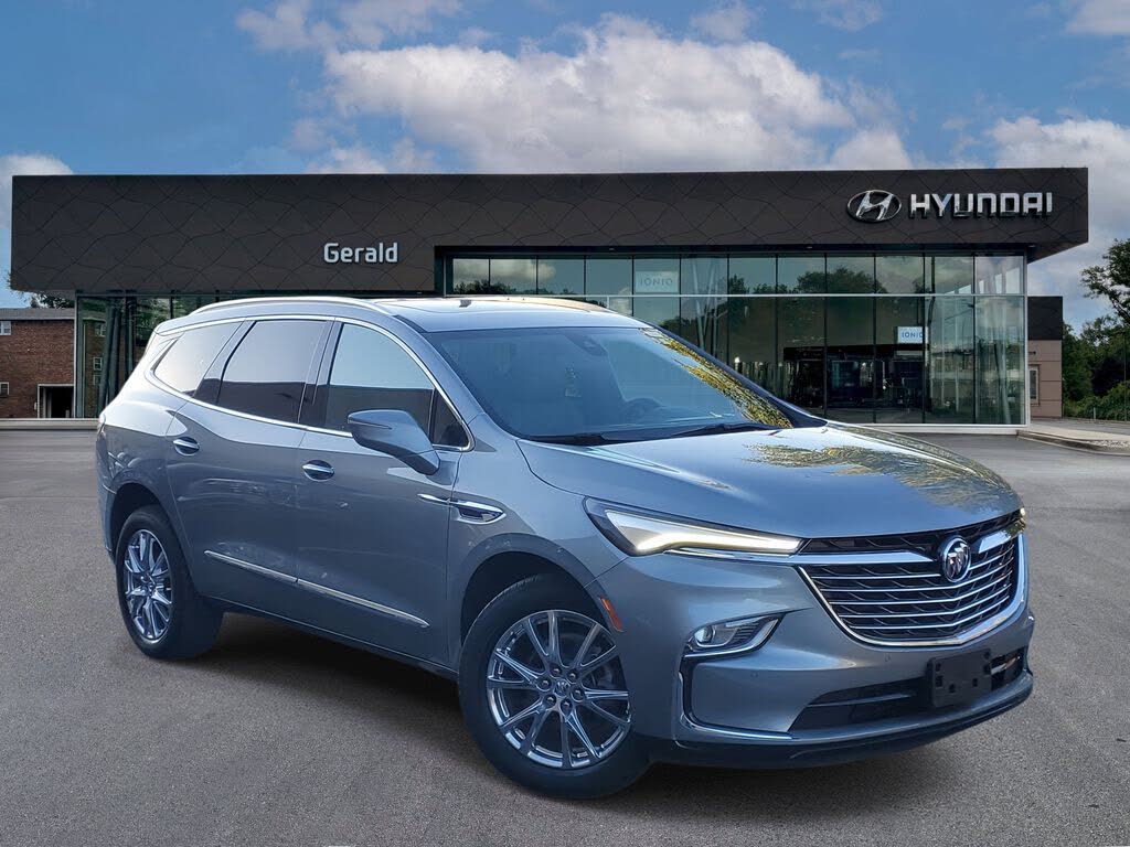 2023 Buick Enclave Essence AWD