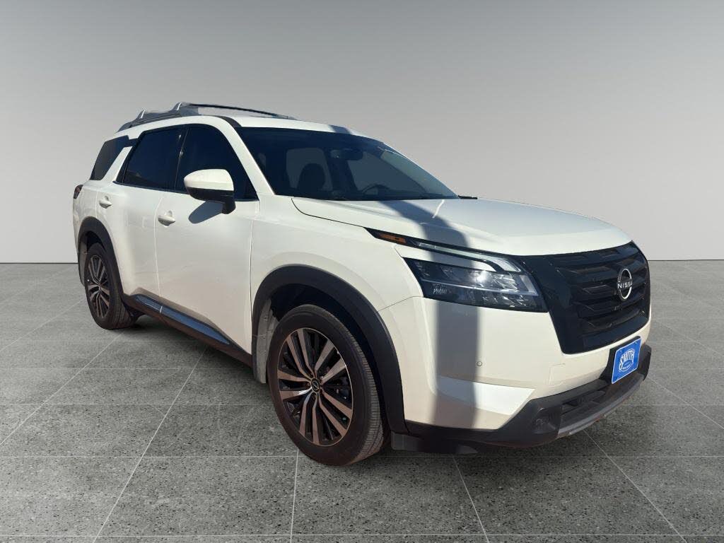 2024 Nissan Pathfinder Platinum 4WD