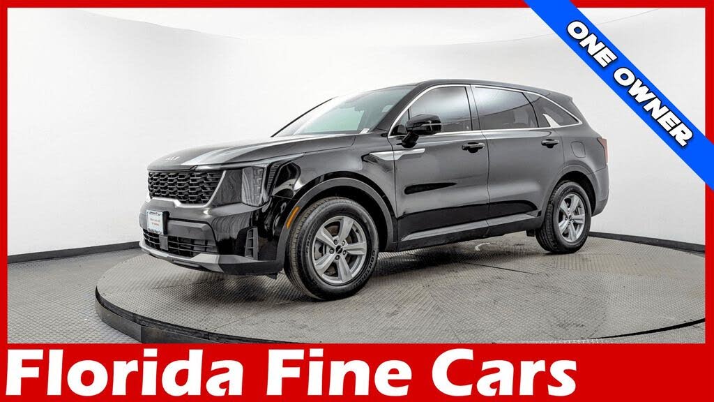 2025 Kia Sorento LX FWD