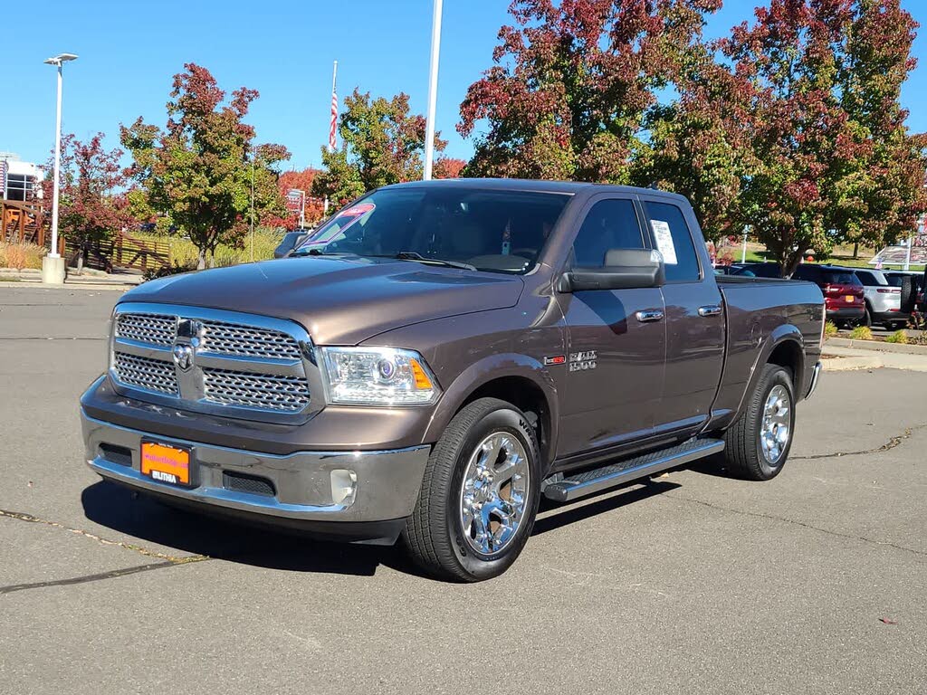 2018 RAM 1500 Laramie Quad Cab 4WD