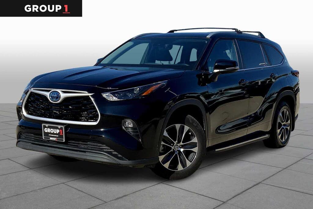 2024 Toyota Highlander Hybrid XLE FWD