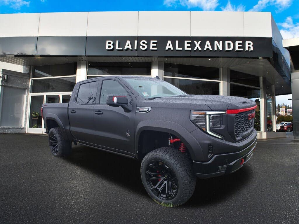 2025 GMC Sierra 1500 AT4 Crew Cab 4WD