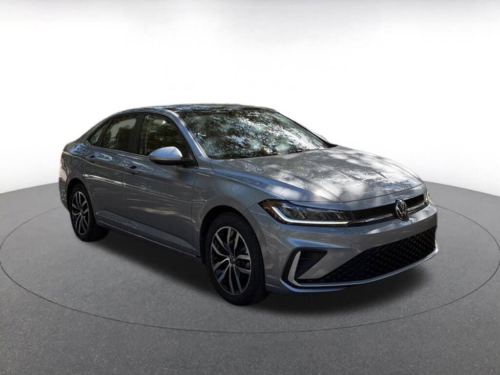 2025 Volkswagen Jetta SE FWD