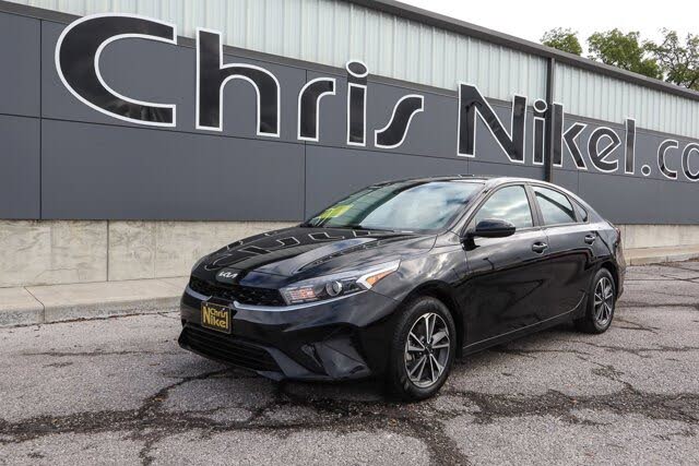 2023 Kia Forte LXS FWD