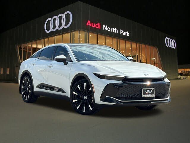 2025 Toyota Crown Platinum AWD