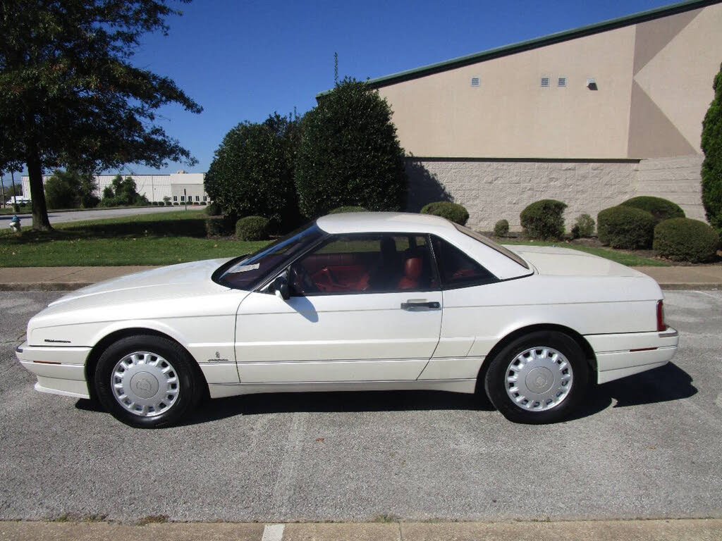 1993 Cadillac Allante FWD