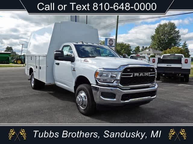2024 RAM 3500 Chassis Tradesman Regular Cab LB DRW 4WD