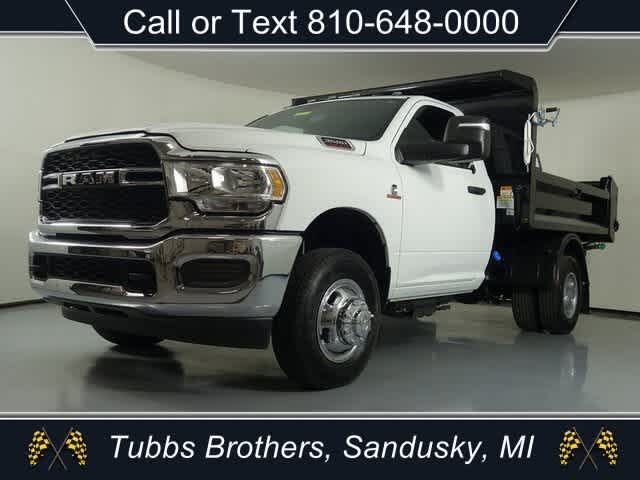 2024 RAM 3500 Chassis Tradesman Regular Cab DRW 4WD