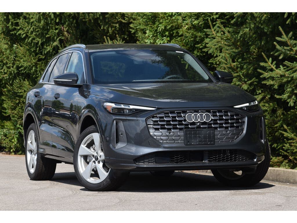 2025 Audi Q5 quattro Premium Plus 40 TFSI