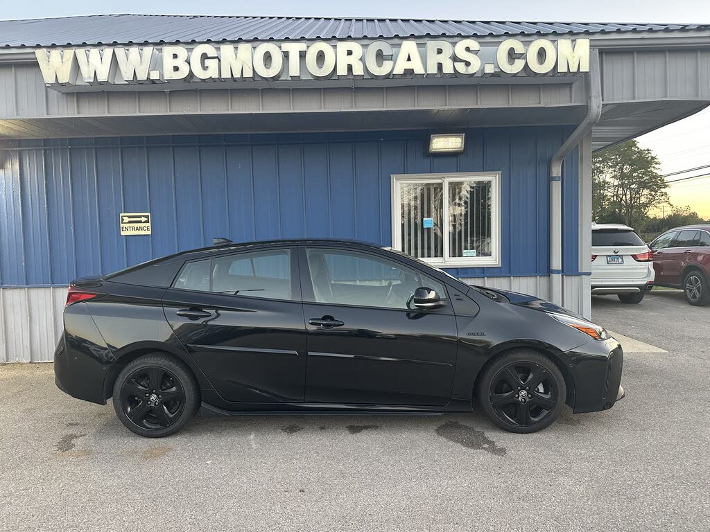 2022 Toyota Prius Nightshade FWD