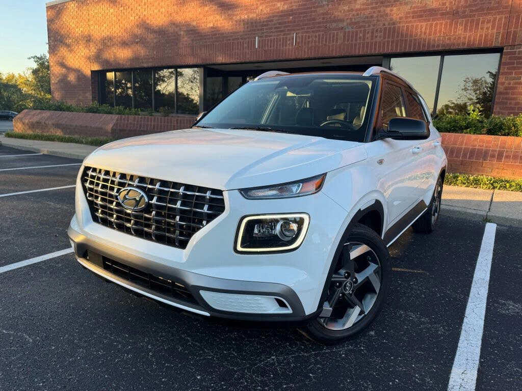 2024 Hyundai Venue Limited FWD
