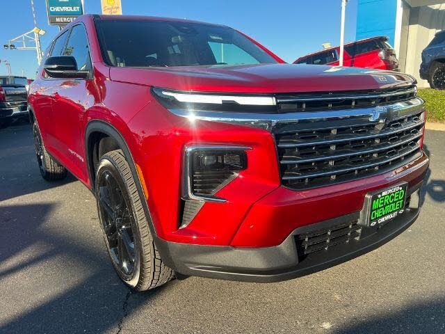 2026 Chevrolet Traverse LT FWD