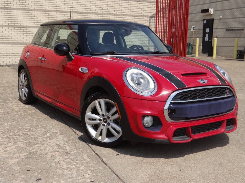 2016 MINI Cooper S 2-Door Hatchback FWD