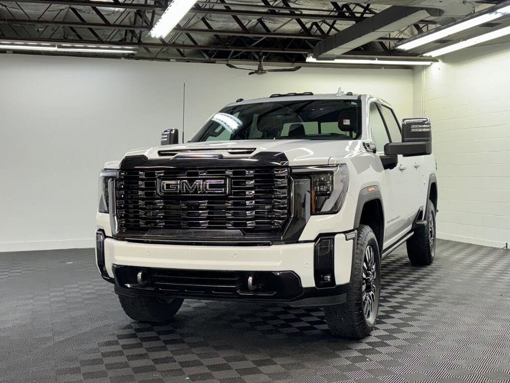 2024 GMC Sierra 3500HD Denali Ultimate Crew Cab 4WD