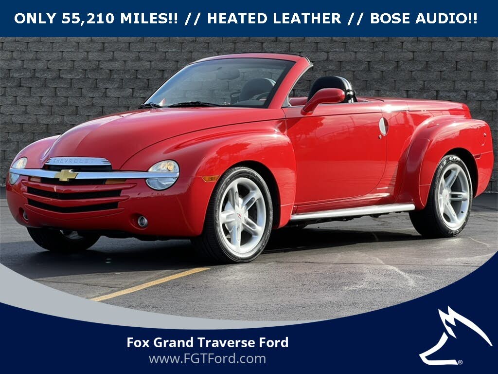2004 Chevrolet SSR LS RWD