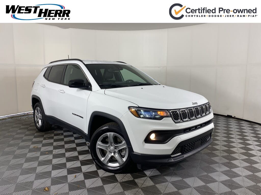 2023 Jeep Compass Latitude 4WD