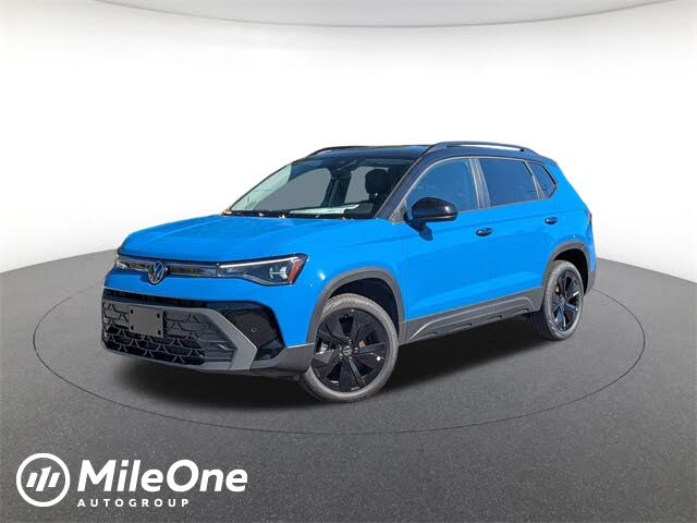 2025 Volkswagen Taos SE Black 4Motion