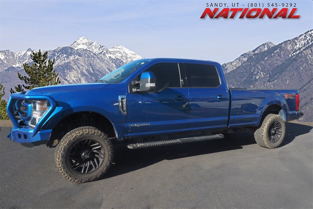2022 Ford F-350 Super Duty Lariat Crew Cab 4WD