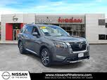 Nissan Pathfinder Platinum 4WD
