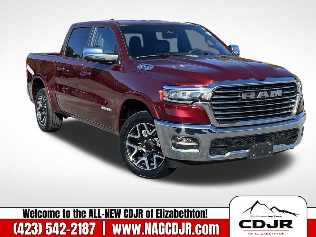 2025 RAM 1500 Laramie Crew Cab 4WD