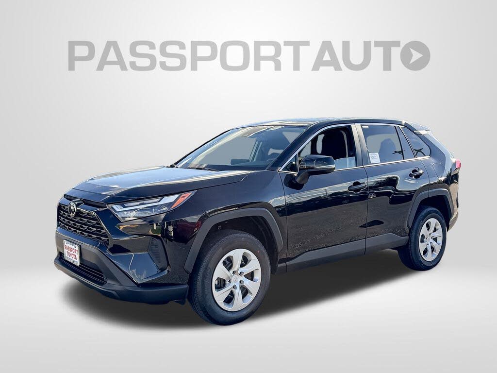 2025 Toyota RAV4 LE AWD