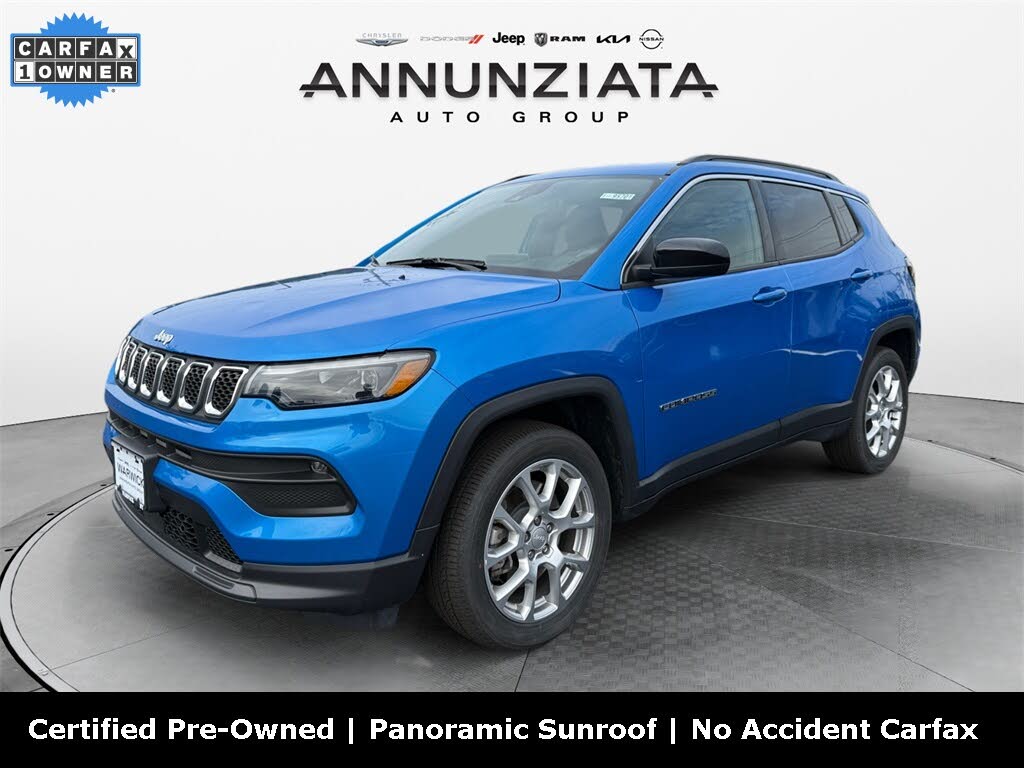 2023 Jeep Compass Latitude Lux 4WD
