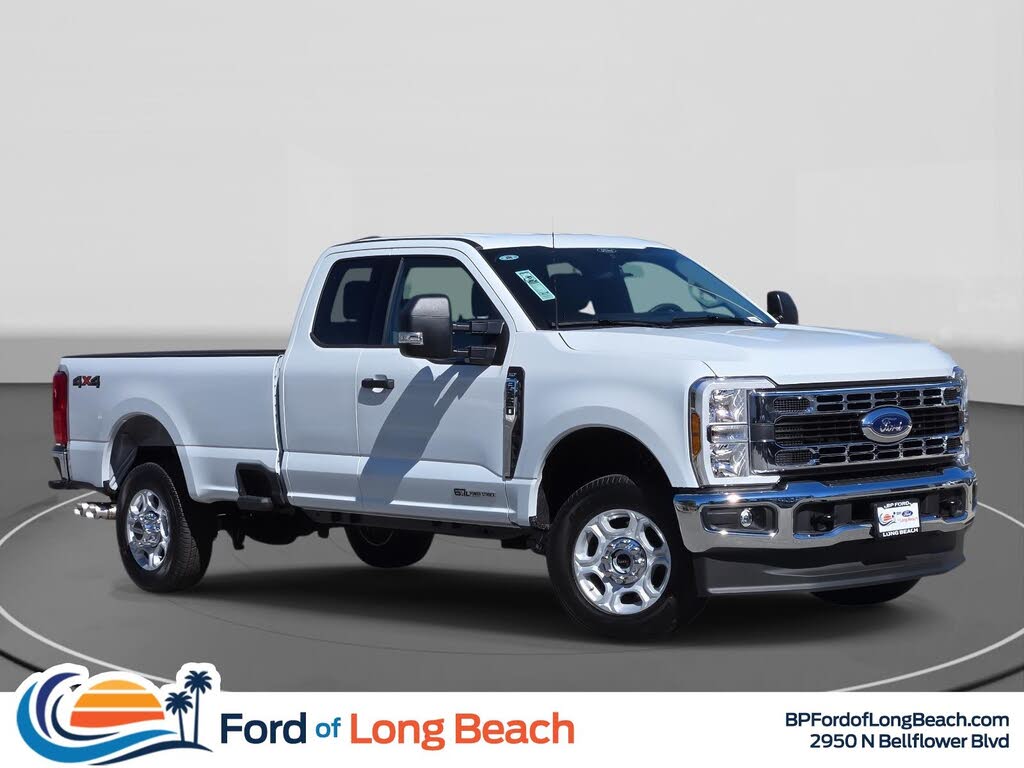2026 Ford F-350 Super Duty XLT SuperCab 4WD